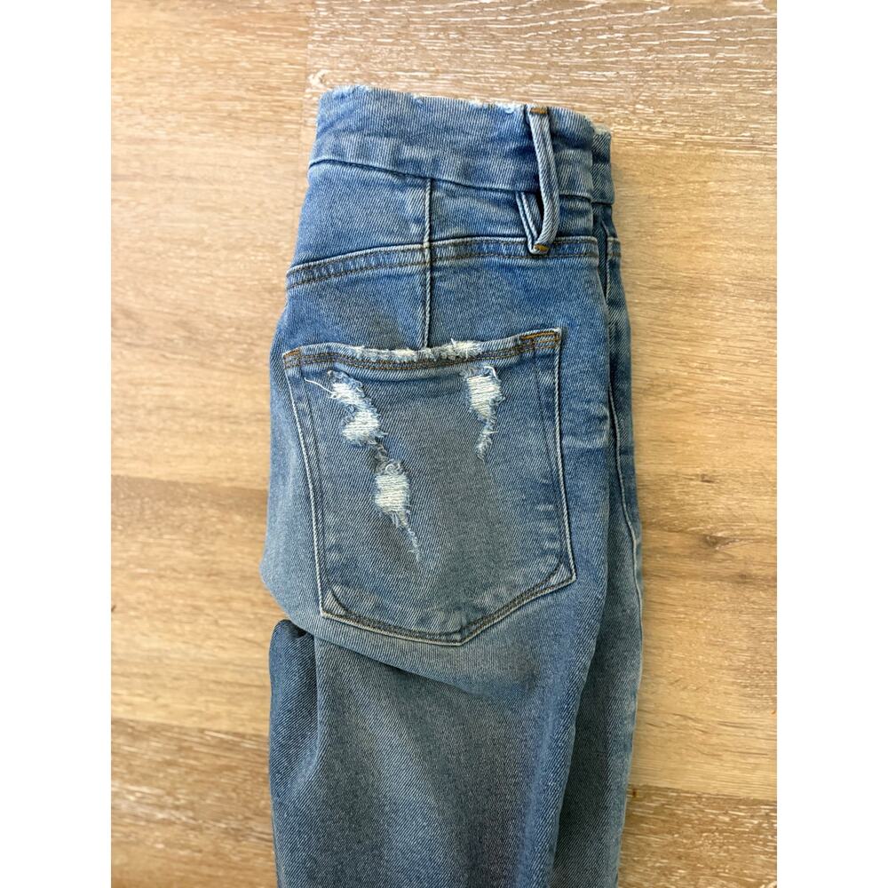 Good American Jeans - Picture 5 of 8